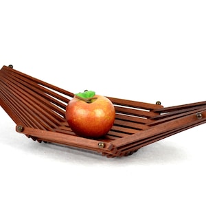 Fruitmand fruitschaal teakhout jaren 50 60 mid century vintage design rockabilly fruitmand kom opbergmand