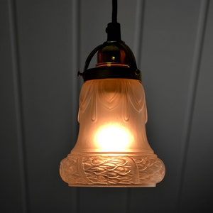 Ceiling lamp Art Nouveau leaves relief decor glass 20s 1910 1920 lamp light country house vintage ceiling light brocante design