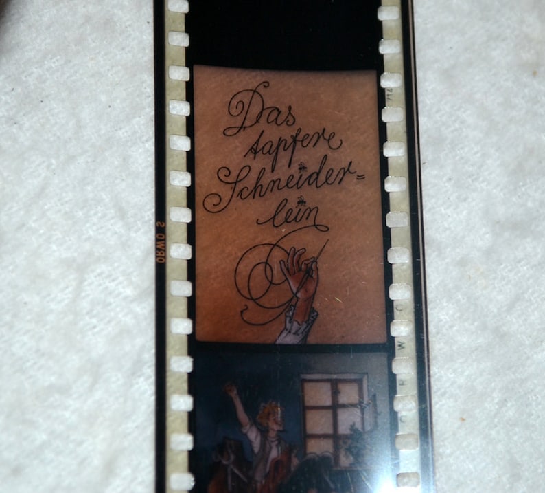 Defa Rollfilm the Brave tailor projector projector animated cartoon photo fairy tale DDR film fairy tale children cartoon Vintage