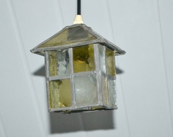 alte Lampe Leuchte "Haus" Bleiverglasung Deckenlampe Leuchte overhead lamp Lights Spotlight Landhaus shabby Vintage Highlight rustikal 50er