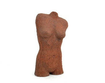Skulptur von Künstlerin Helga Seum aus Gedern Akt Torso Frau Keramik Figur Studiokeramik Unikat Handarbeit Design Pottery Kunstkeramik