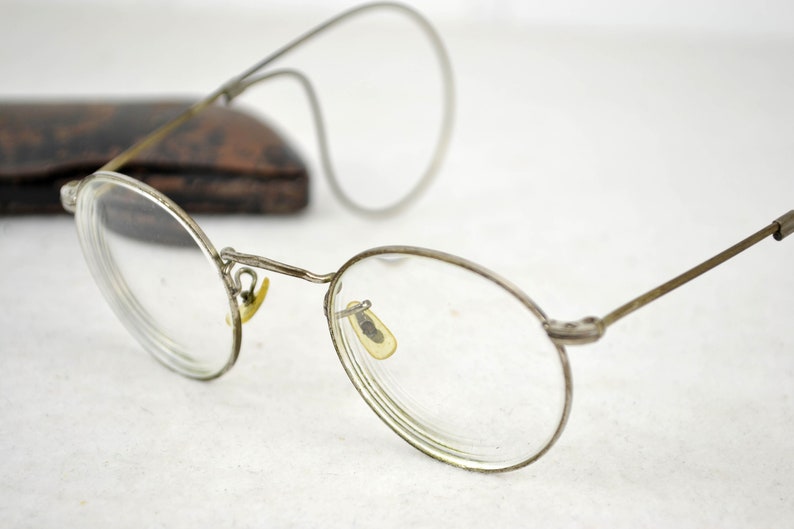 Hartnickel Brille mit Etui Nickel Nickelbrille 20er 30er Art Deco Gespinstbügel antik rund oval Bild 6
