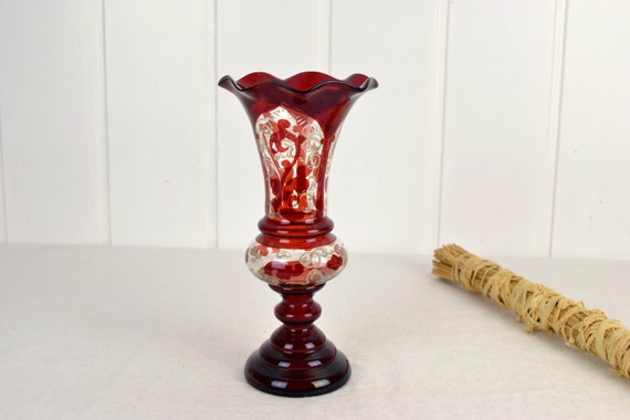 Vintage Footed Flared Mouth Glass Vases Vintage Footed Flared Mouth Glass Vases