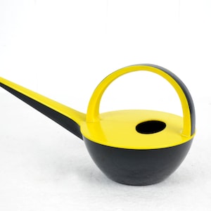 GDR cult watering can Klaus Kunis design gondola 60s mid century vintage plastic Space Age flower pot flowers plastic retro