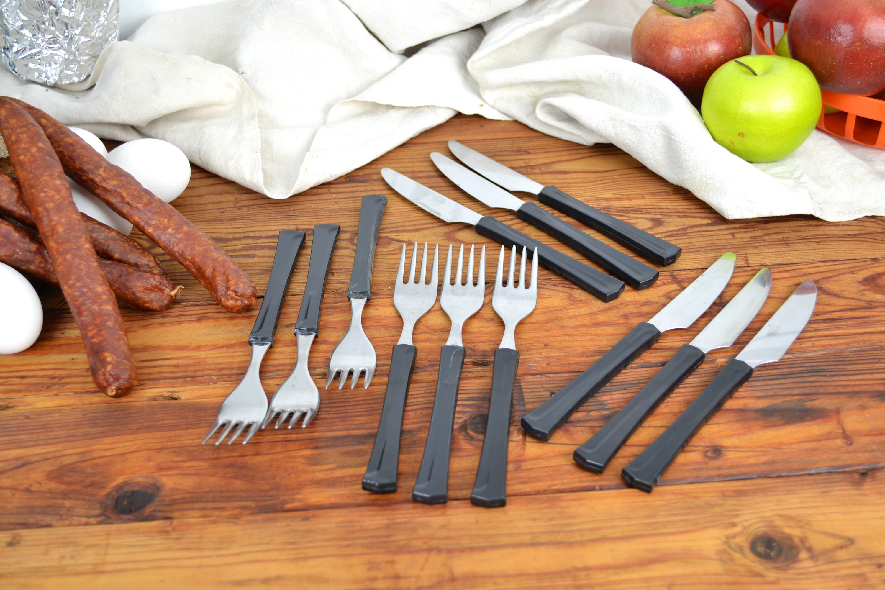 DDR Besteck schwarzen Plastegriff schwarz Griff Messer Gabel knife fork Rockabilly Vintage shabby cutlery nostalgie rustikal Kult Rostfrei