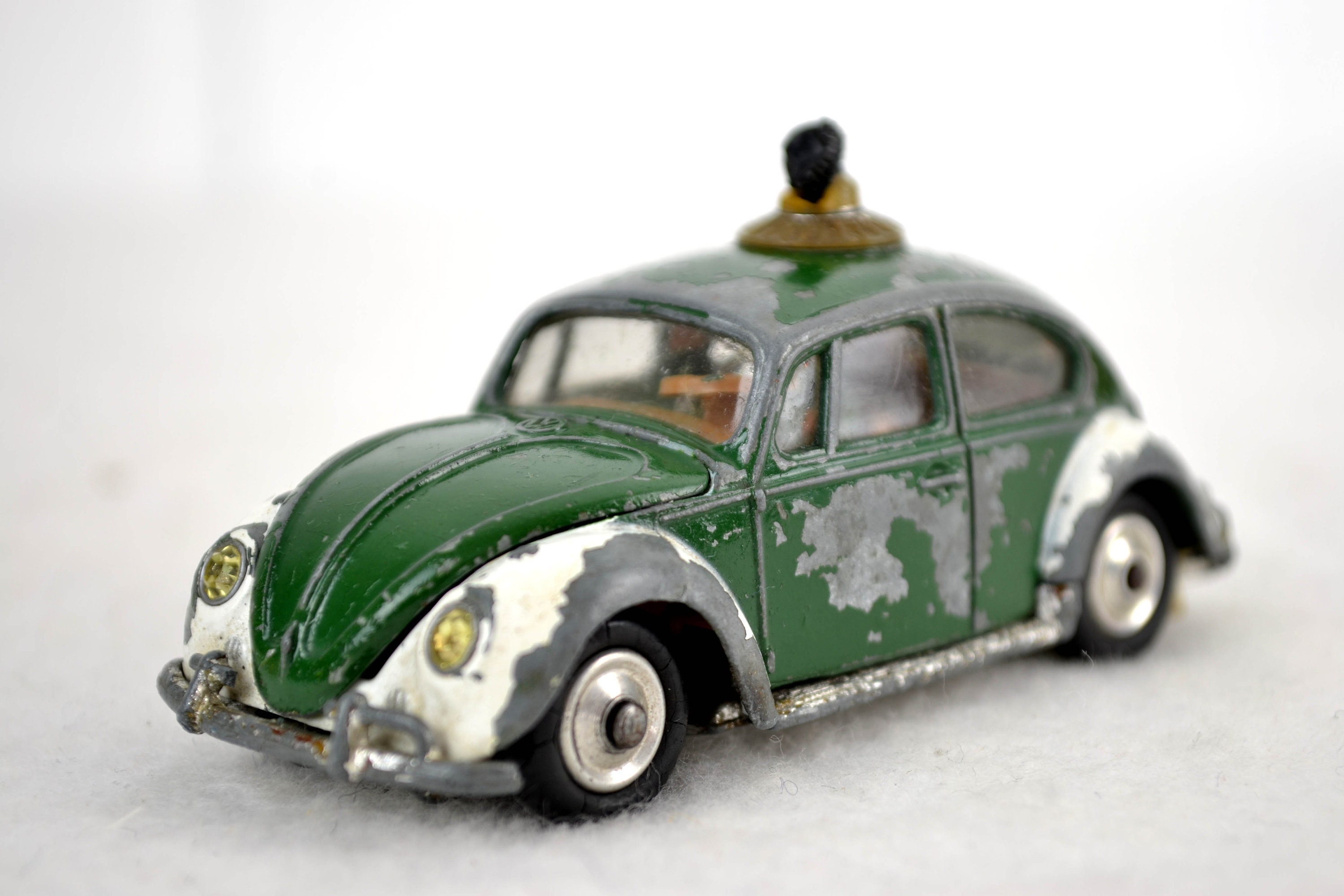 驚きの値段】 増田屋フォルクスワーゲン ビートル黄緑ブリキtin toy