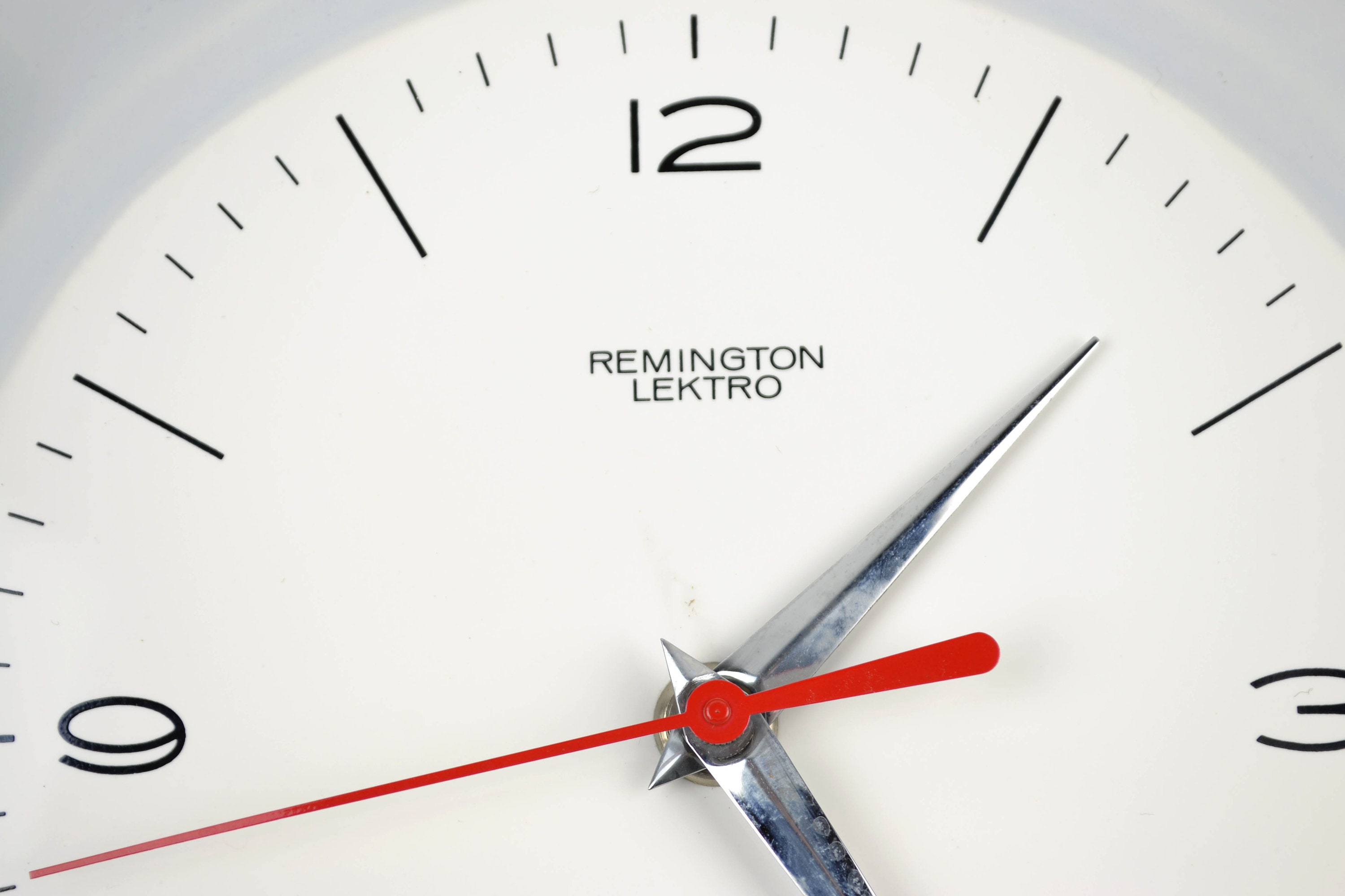 レミントン　掛時計　REMINGTON レミントン レクト壁掛け時計 不良品 デザイン ゼンマイ仕掛け時計