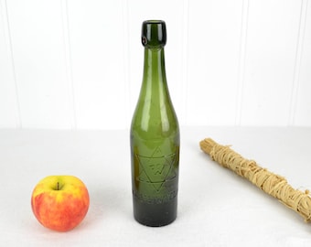 Ancienne bouteille de bière de la brasserie Watzdorf avec étoile du brasseur vintage vers 1910 1920 gaufrage décoration décorative brocante maison de campagne vase bouteille de bière