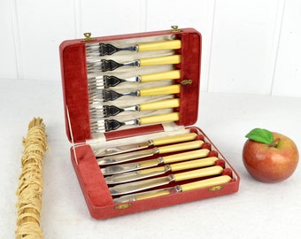 Fish cutlery set Wostenholm Sheffield 12 pieces. Celluloid handle design cutlery 1900 1910 ivory white knife fish knife fork