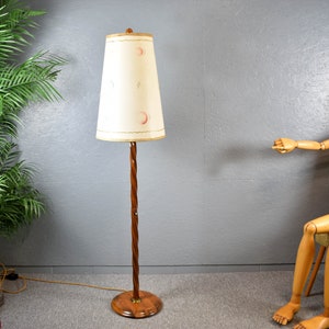 Floor lamp 50s mid century dots shade vintage design rockabilly lamp wood kidney table era floor lamp brocante