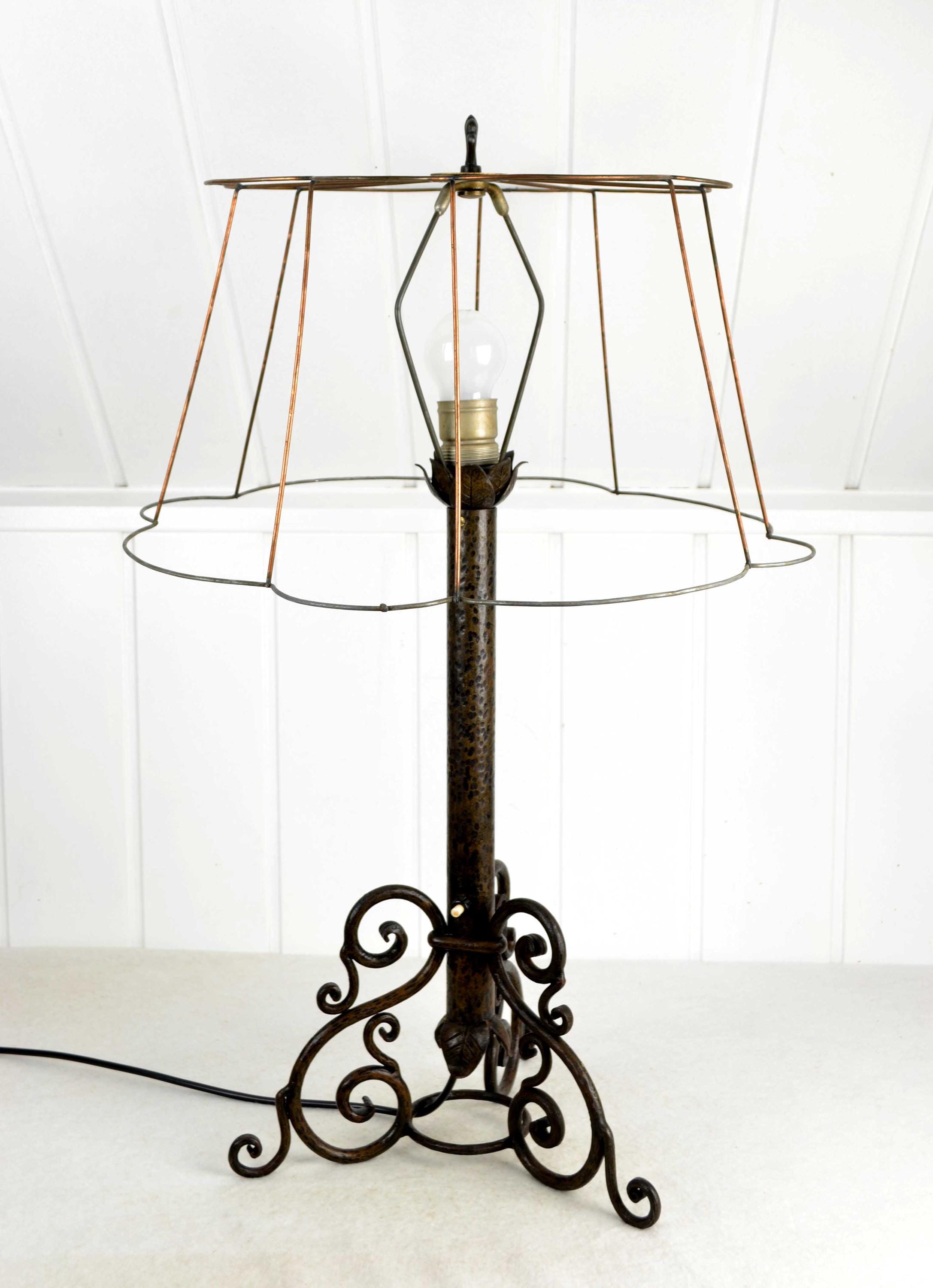 アンティーク　アールデコ調テーブルランプ　1930年代 アンティーク アールデコ調テーブルランプ 1930年代