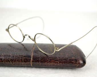 Hartnickel Brille um 1900 1910 mit Etui Nickel Nickelbrille Gespinstbügel antik rund oval
