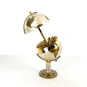 Globe Cigarette Dispenser, 1950s/60s, World Globe Cigarette Ball Design,  Mid-century, Vintage Rarity, Retro Brass