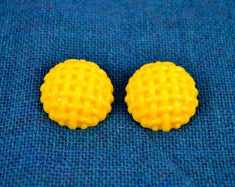 Antyczne żółte klipsy do uszu, biżuteria z połowy lat 60. XX wieku, design pop-art, tworzywo sztuczne duroplast