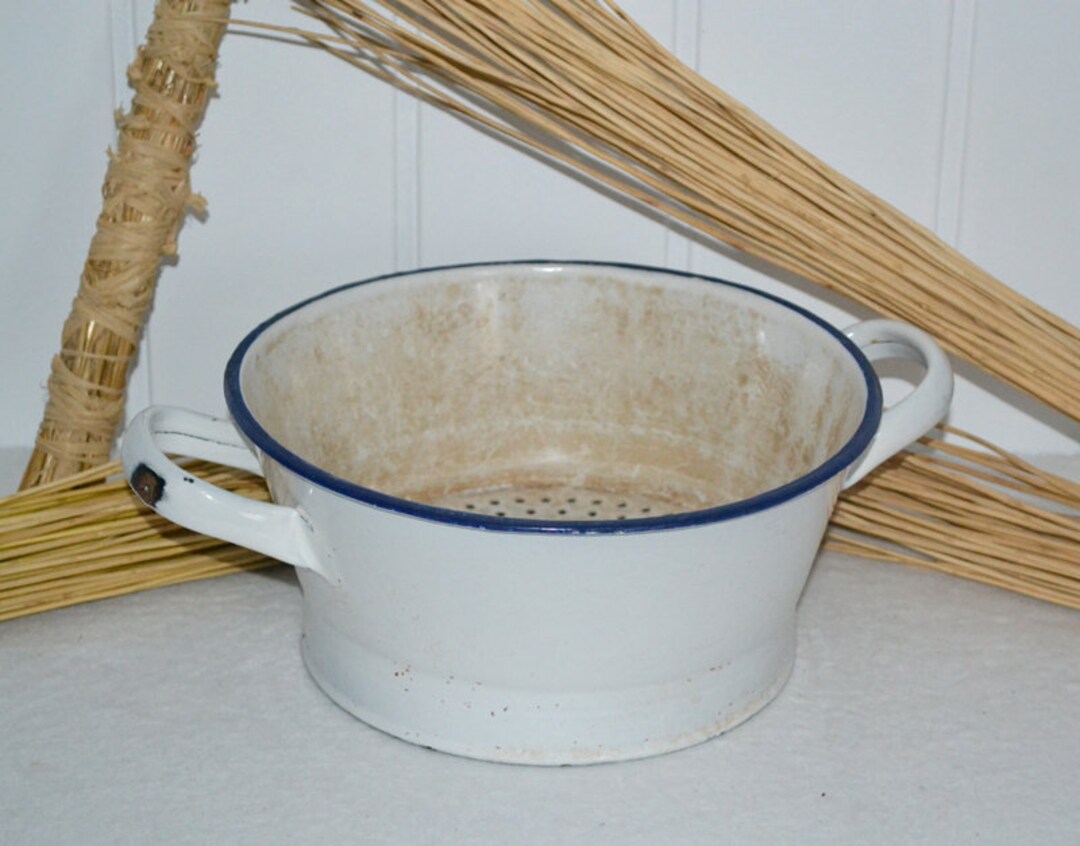 Old Enamel Sieve Noodle Sieve in White Country House Enamel Etsy