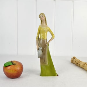 Woman farmer Wagner & Apel porcelain figure woman DDR mid century design vintage GDR 60s 70s