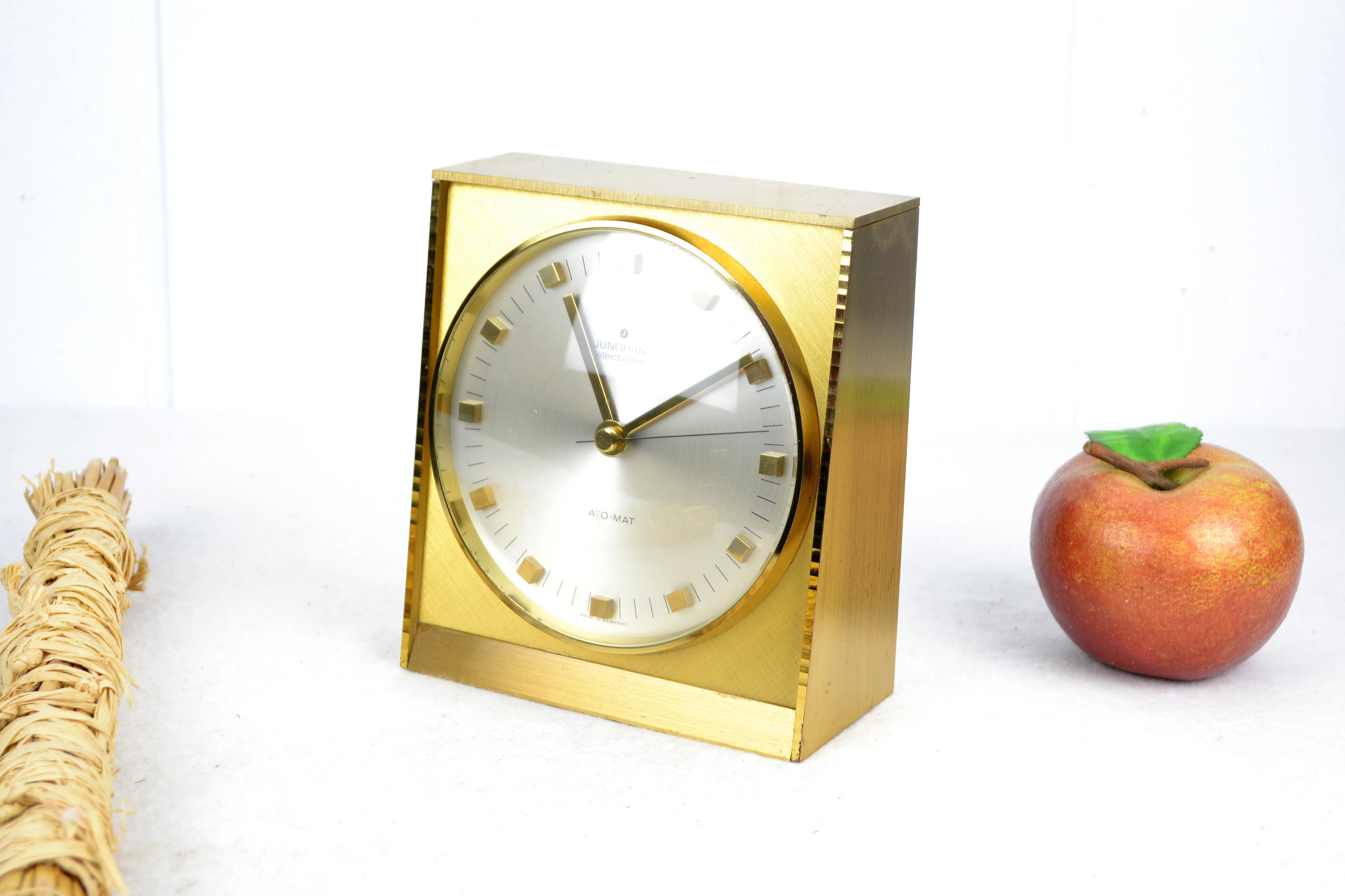 Junghans ATO-MAT S 掛時計 ゴールド Junghans Electronic Table Clock ATO-MAT Brass 1950s 60s Clock