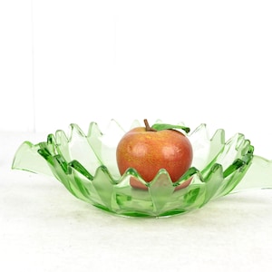 Bowl bowl VEB Schwepnitz green series Sonia 40s 50s pressed glass glass mid century Art Deco design Brocante Vintage