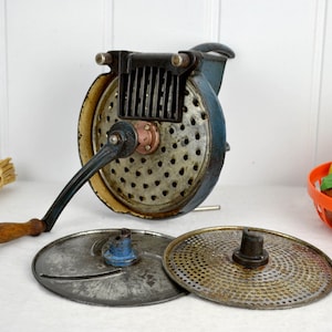 REKORD potato grater H. Hoppe vegetable grater grater raw food slicer dumpling grater country house decoration kitchen potatoes cooking brocante