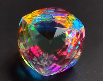 Mystic Quartz Cube: Rainbow Faceted Gemstone, 19mm