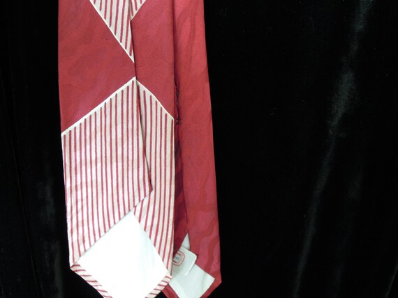 Vintage 1940s Rayon Swing Tie, Floral Design - image 4