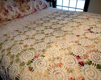 Vintage Cotton Crocheted Bedspread/White Hand Crocheted Spread