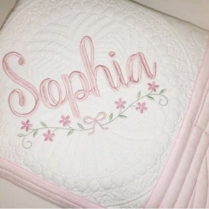 Personalized Baby Girl Heirloom Baby Quilt, Beautiful Soft Daisy Floral Heirloom Quilt, Baby Keepsake Gift, Baby Shower Gift for Girl