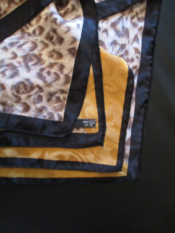 Silk scarf beautiful damask, leopard, with its la… - image 7