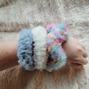 Crochet fluffy scrunchy handmade hair accessories big scrunchies