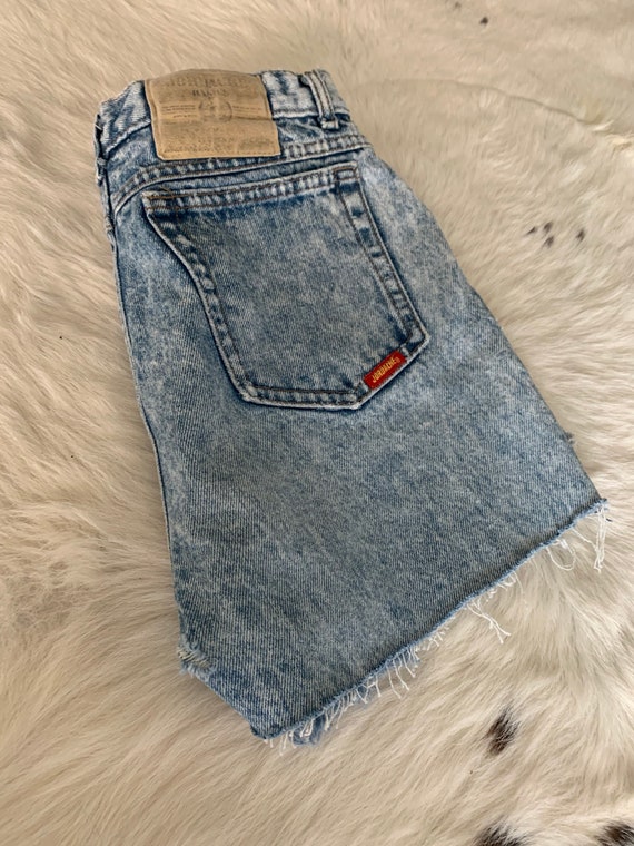 Vintage jordache high waist cutoff Jean shorts - image 9