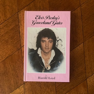 Elvis Presley Graceland Gates NOS Hardcover Book