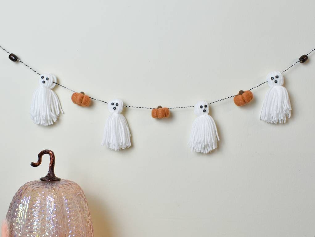 Ghost and Pumpkin Tassel Garland: Halloween Felt Fall Decor