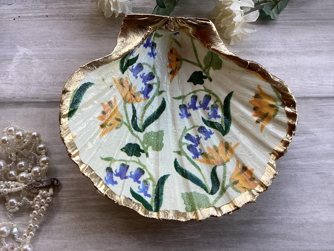 Emma Bridgewater Bluebells Design. Shell Jewellery Dish. Gold Jewellery ...