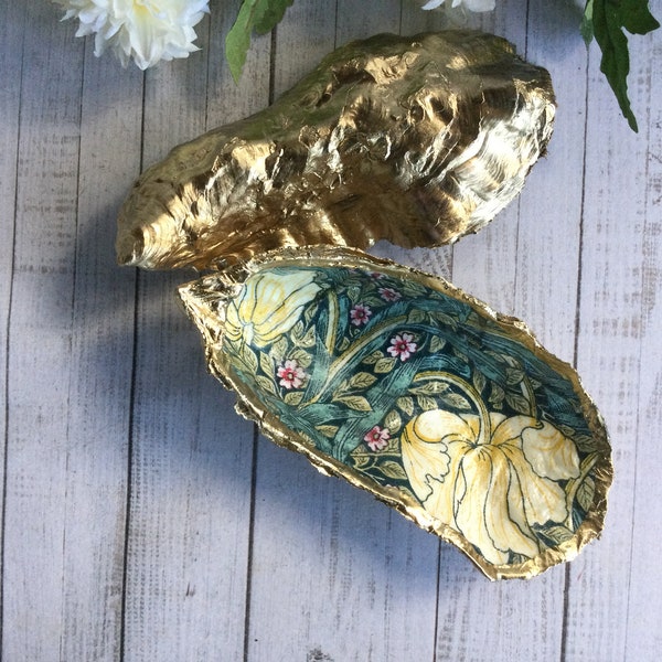 William Morris Pimpernel design. Green and cream. Shell ornament. Unusual gifts. Painted oyster shell. Shell decoration.