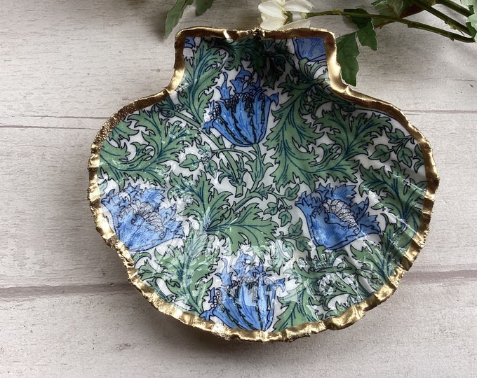 William Anemone Design. Shell Jewellery Dish. Gold Jewellery Dish ...