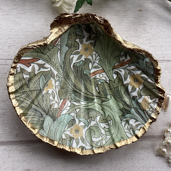 William Morris Granville in gold and green design. Shell jewellery dish. Gold Jewellery dish. Scallop shell. Trinket  holder.