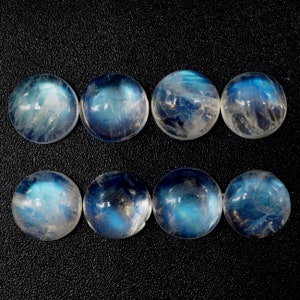 Rainbow Moonstone Cabs Round  7 mm Approximately 10.32 Carat, 8 Pieces (GTG-MS-30)