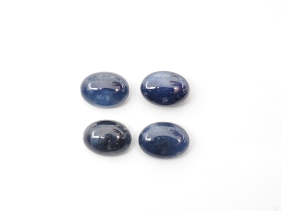 Blue Sapphire Cabs Oval 7 x 5 mm Approximately 4.44 Carat , 4pcs (GTG-BSC-01)
