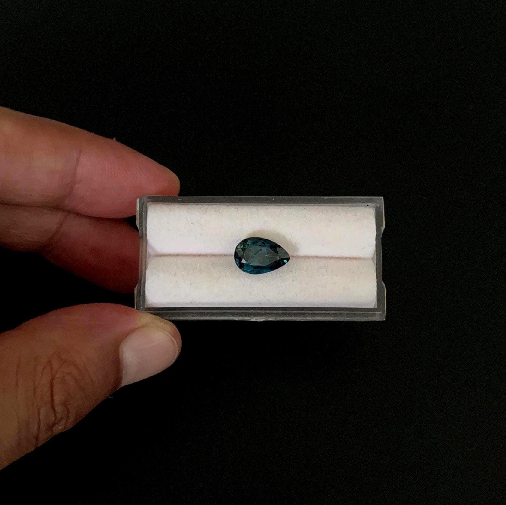 London Blue Topaz Faceted 11.1x7.4 Mm Single Piece Approximately