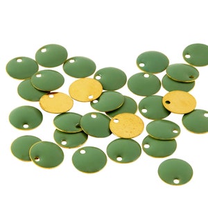 10個入り～8mm～エナメル/片面～サボテングリーン～ジュエリー作成用素材～グリーン