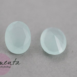 6 glass stones 10 x 8 mm Aqua Bohemica oval