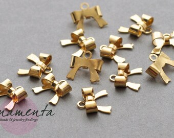 10 Stk ~ Messing Schleife ~  8x8 mm ~ Anhänger ~ Material zur Schmuckherstellung