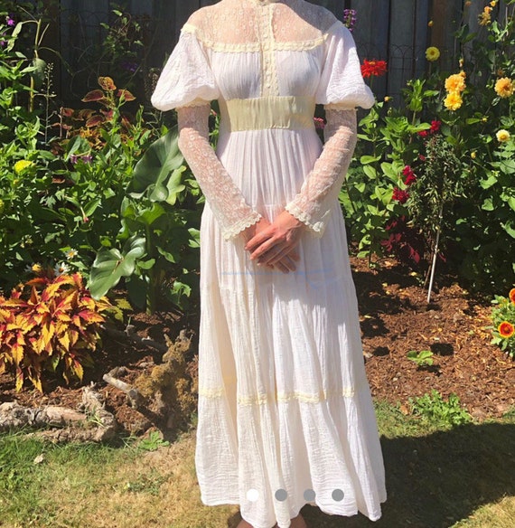 Authentic Vintage Gunne Sax Dress