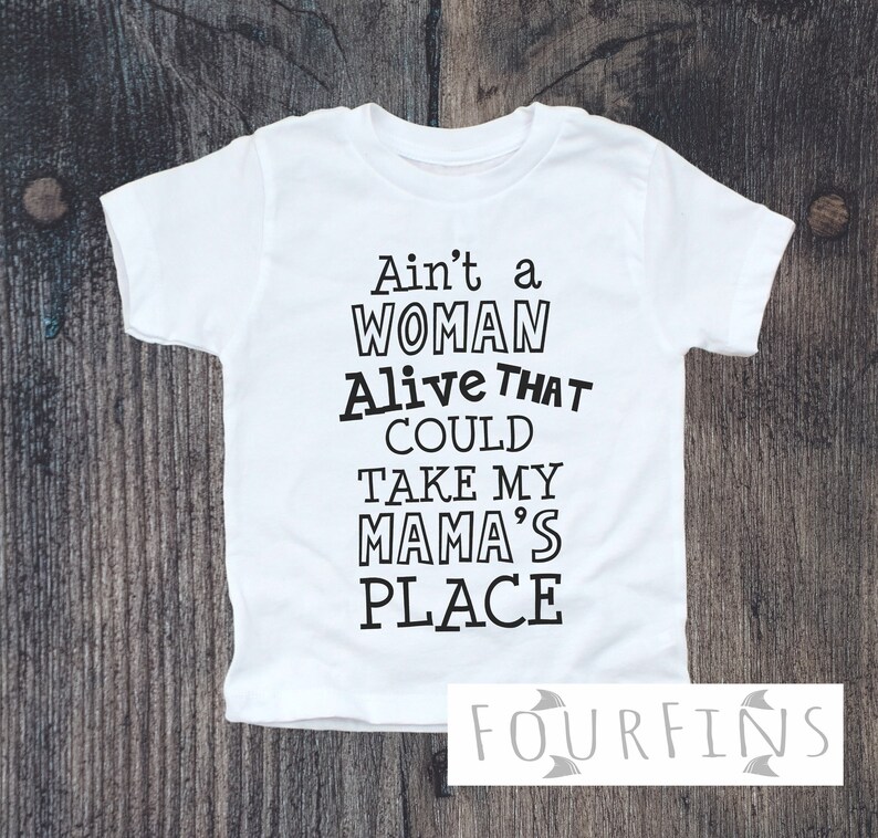 Camiseta infantil engraçada: Não existe mulher como a minha mãe imagem 1