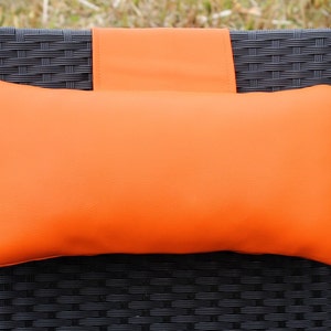 Krawunzlator neck pillow with weight
