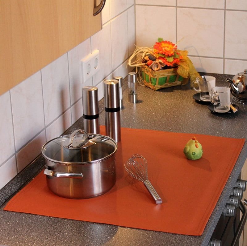Tagliere in Vetro 75x52 Rosa per Piano Cottura Ceramica e Induzione
