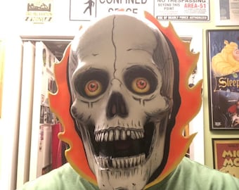 Beistle wearable die-cut flaming Halloween skull latex mask decor