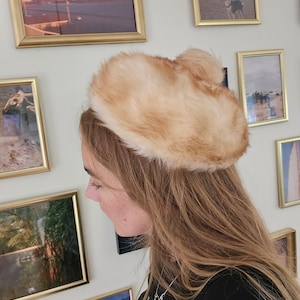 Vintage 1950s Genuine White Fox Fur Beret with Pom Pom