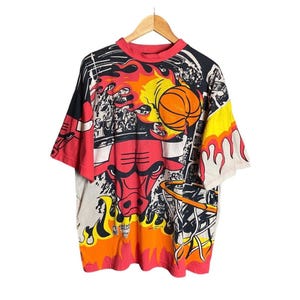 Vintage Chicago Bulls All Overprint Tshirt