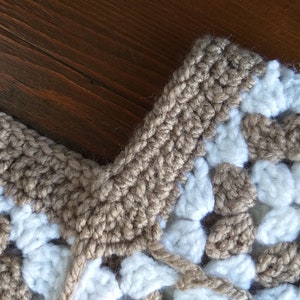 Weste granny squares, hell Braun/weiß Bild 5